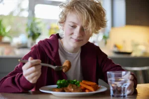 Kotlet z ciecierzycy podzielił Polaków. Czy naprawdę mamy się o co kłócić?