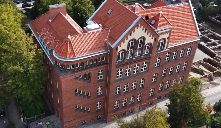 Trójmiasto w Budowie. Dawne gimnazjum na Dolnym mieście odzyskuje blask