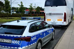 Chciał wieźć dzieci, choć stracił uprawnienia
