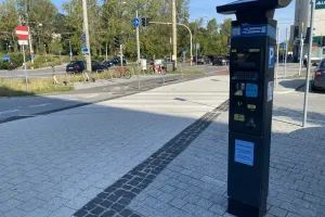 Mieszkańcy powinni płacić mniej za parkowanie? Nowy pomysł gdyńskich radnych