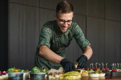 Biznes przy dobrym stole. Bistro Oliwa rozwija ofertę spotkań i cateringu dla firm