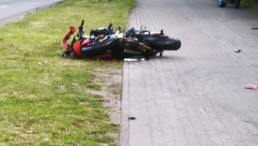 Tragiczny wypadek na ul. Morskiej w Gdyni. Nie żyje motocyklista