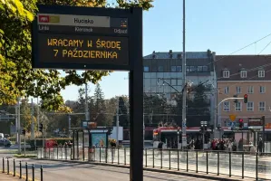 Przystanek Hucisko 04 wraca na dawne miejsce. Miasto ustąpiło po protestach