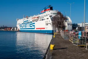 Polferries ma długi nawet w szwedzkich portach