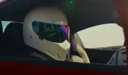 To Stig ścigał się na gdańskim lotnisku?