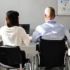 ZUS apeluje: Nie płać pośrednikom