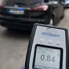 Kompletnie pijany wiózł 4-latka. Uciekał i wjechał w bankomat