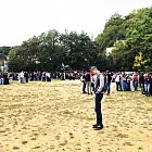 Alarmy bombowe w kilkunastu szkołach. Były ewakuacje uczniów