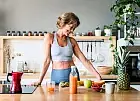 Menopauza to nie koniec dobrej formy. Co warto wiedzieć o hormonach, mięśniach i diecie?