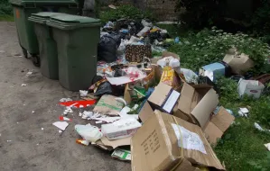 Sopot: śmietnik w środku miasta
