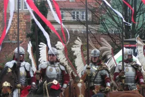 Parady Niepodległości przeszły przez Trójmiasto