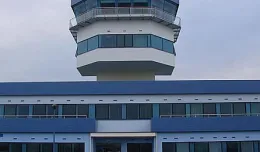 Drugie lotnisko Trójmiasta ma nowoczesną wieżę kontrolną