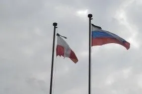 Tragedia w Smoleńsku zbliży Polaków i Rosjan?