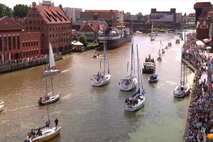 Żeglarska parada na Motławie na zakończenie Baltic Sail