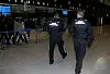 Leciał do Londynu, trafił na izbę