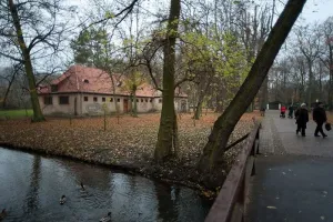 Dach wozowni po remoncie. Co dalej z zabytkiem?