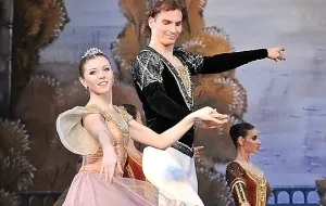 Moscow City Ballet: podróż po krainie słodyczy i romans bez happy endu