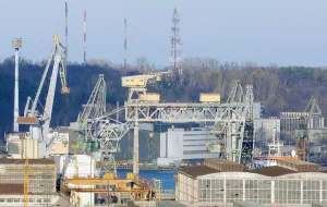 Koreańczycy blokują decyzję dotyczącą kompensacji Stoczni Gdynia