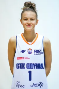 Julia Piestrzyńska