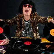 DJ Czarna - 80's, 90's, disco & funk