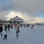 Szkółka łyżwiarska na Molo w Sopocie