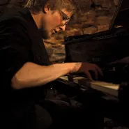 Wieczór piosenek operetkowych i jazzowych przed i powojennych