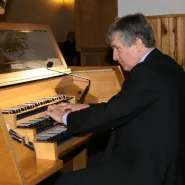 Muzyka Organowa w Bazylice Mariackiej: Julian Gembalski