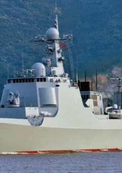 Okręty chińskiej armii w Gdyni