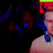 WhiteBoy gra dyskotekę w Bunkrze