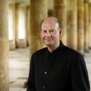 Stephen Layton