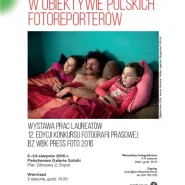 Wernisaż wystawy prac laureatów 12. edycji konkursu fotografii prasowej "BZ WBK Press Foto 2016"