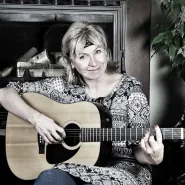 Marzena Nowakowska w Topos Cafe