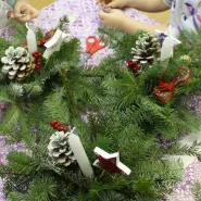 Warsztaty florystyczno - bożonarodzeniowe dla dzieci - tworzenie wianków i ozdób świątecznych