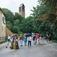 Letnie spacery z Lokalnymi Przewodnikami i Przewodniczkami - Biskupia Górka