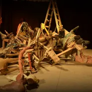 Pałac Umarłych seans teatralny