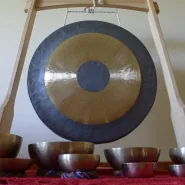 Przygoda z dźwiękiem - gongi i misy