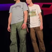 Kompani Atakują! Teatralna Scena Alternatora
