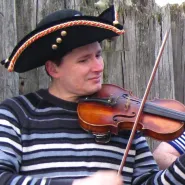 Johny Roger w Contraście