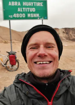 Piotr Strzeżysz: Zaistnienia, czyli rowerem z Patagonii na Alaskę