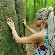 Spacer zmysłów - arte - trening w lesie