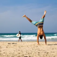 Chodźcie na plażę! / Joga, mindfulness z Konradem Stein