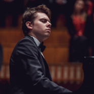 Recital fortepianowy: Mateusz Krzyżowski