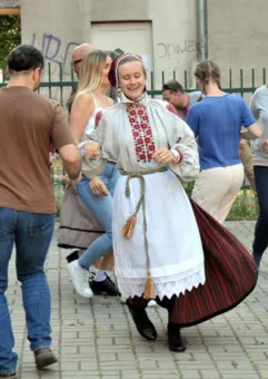 Zabawa taneczna w stylu białoruskim | scena letnia TwO