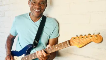 The Robert Cray Band: Groovin' 50 years!