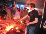 HOUSE CLUB FRIDAY