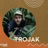 September Groove | Trojak