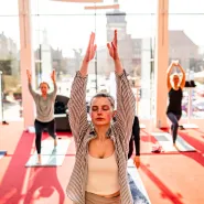 Grow with the flow - joga na dachu