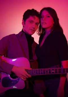Wiosenny akustyczny koncert Naviband  najlepsze piosenki w intymnym brzmieniu