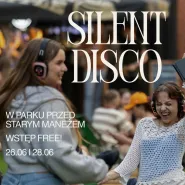 Silent Disco w parku przed Starym Maneżem