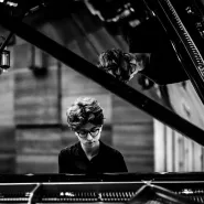 Muzyka na żywo Kuba Derej solo piano